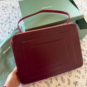 Mlouye Business Bag - Bordeaux Full Inclusion Retail $720